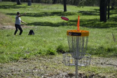 What is Disc golf?